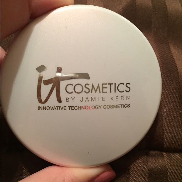 IT Cosmetics