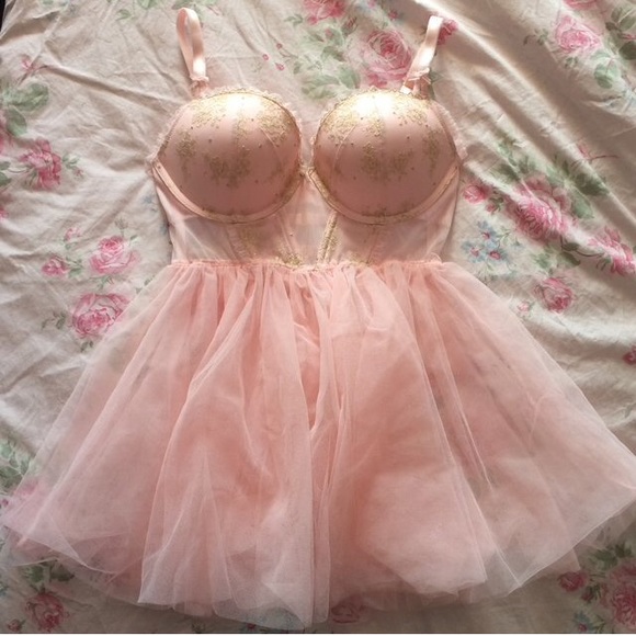 36c Victoria secrets ballerina bustier tutu rave