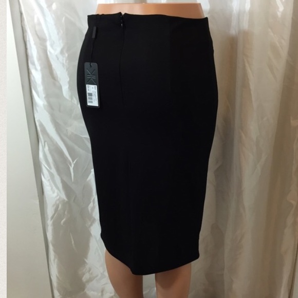 🆕 😍Kim Kardashian Kollection Black Pencil Skirt - Picture 2 of 2