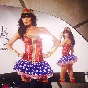 Wonder Woman Halloween Costume