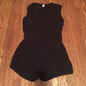 Black sleeveless romper