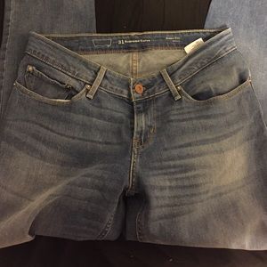 Levis jeans