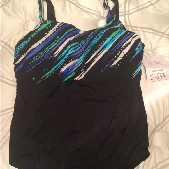 Delta Burke NWT Swimsuit