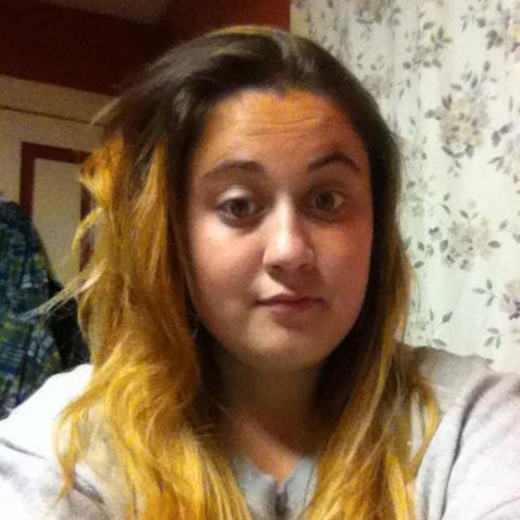 Meet your Posher, Holly
