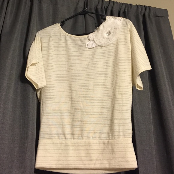 Women's shirt