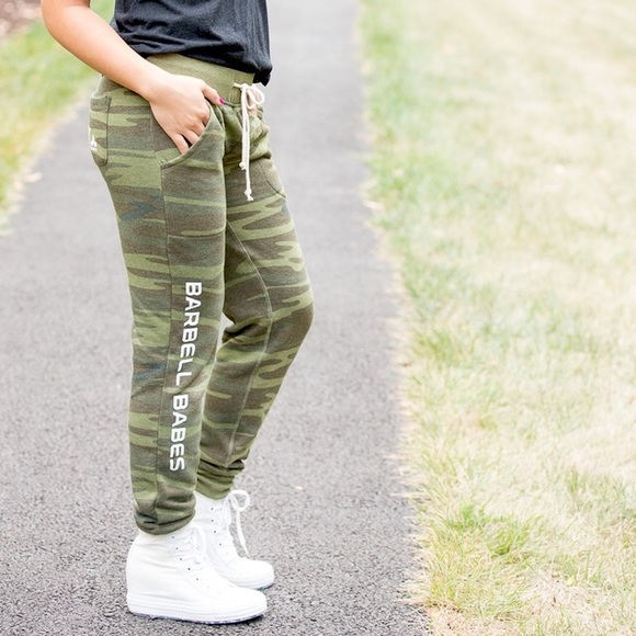 lululemon athletica Pants - 🆕 Barbell Babes Camo Fleece Joggers S