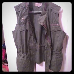 Ashley utility vest
