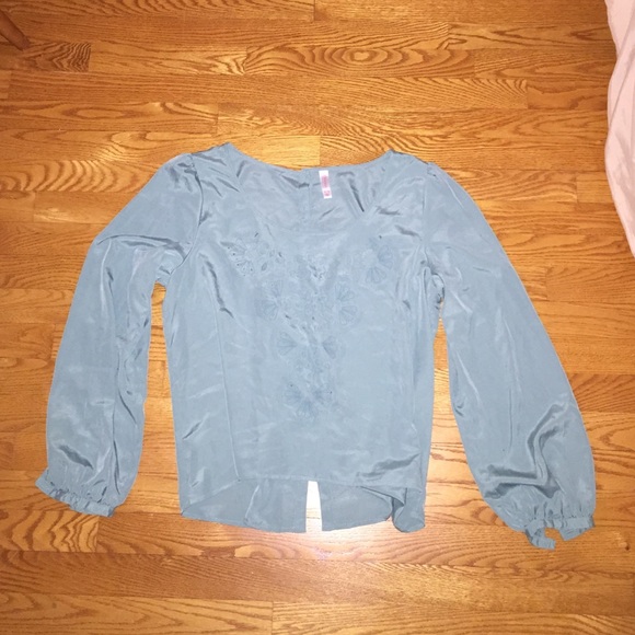 Blue blouse look through pictures