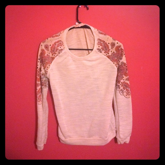 Long sleeve sweater
