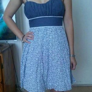 Spaghetti straps summer dress