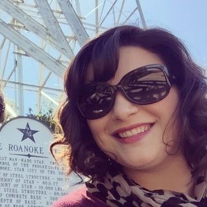 Meet your Posher, Ellery