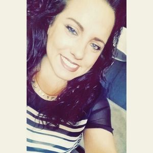 Meet your Posher, Felicia