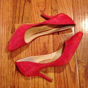 Sole society red mid heel pumps 👠