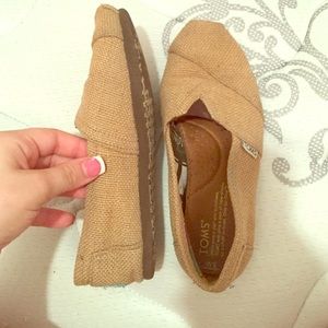 Burlap TOMS
