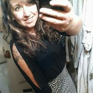 Tight bottom and loose fitting upper half!