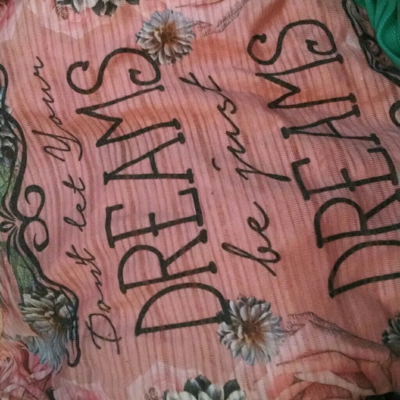 Long shirt for over leggings. - Picture 2 of 3