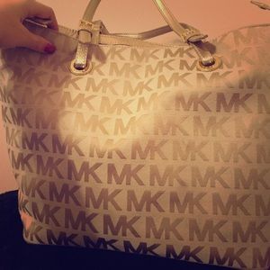 Mk purse