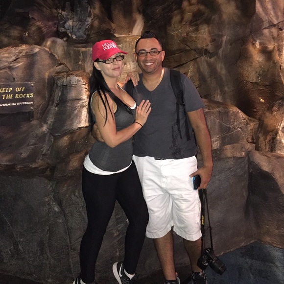 Meet your Posher, Ms Tina Marie - Picture 4 of 8