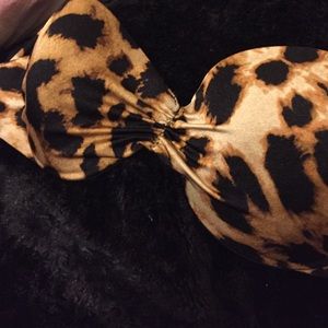 Victoria's Secret cheetah print swim suit top