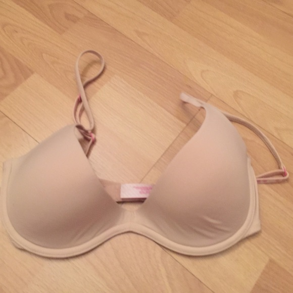 VS PINK nude bra