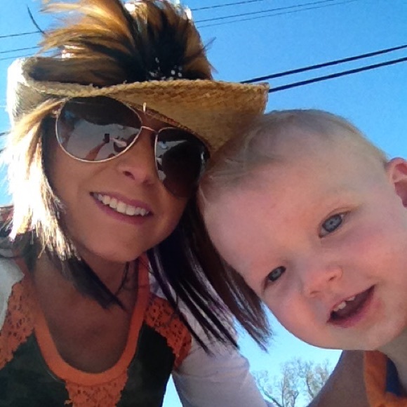 Meet your Posher, Ashley - Picture 4 of 4