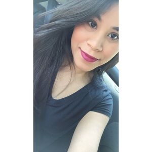 Meet your Posher, Ana