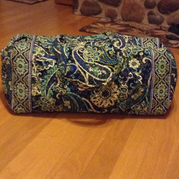 Vera Bradley duffle