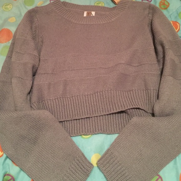 Crop sweater shirt
