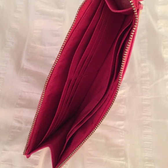 Coach wristlet - Picture 2 of 4