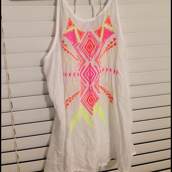 Racer back Aztec design tank-top