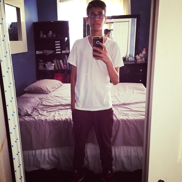 Meet your Posher, Raja - Picture 1 of 1