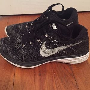Nike flyknit lunar.