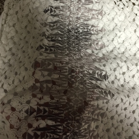 Tank top - Picture 2 of 3