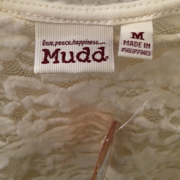 Off white lace top - Picture 3 of 4