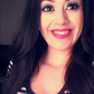 Meet your Posher, Adriana