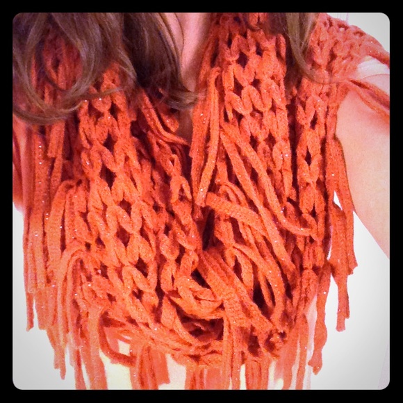 Steve Madden burnt orange fringe infinity scarf