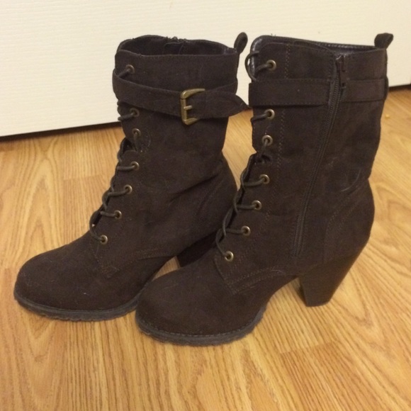 Heeled Winter Boots