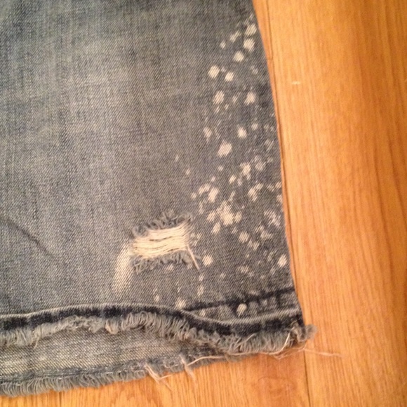 Mini skirt - Picture 2 of 3