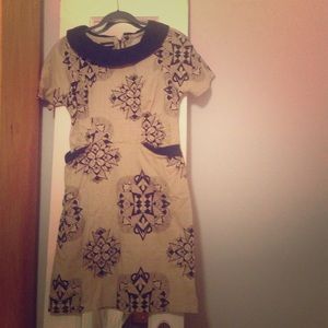 Adorable Nooworks dress with front pockets