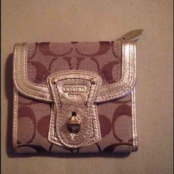 Small coach wallet