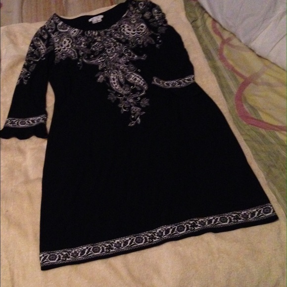 Black long sleeved dress