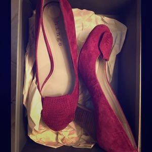 PRE-LOVED hinge Mallory-Lea Suede