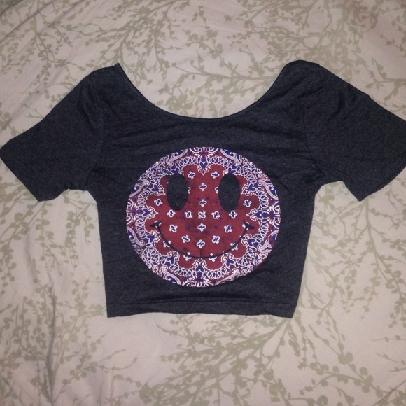 Crop top
