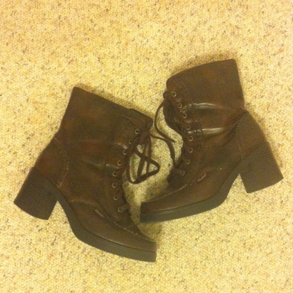 Limited time sale! Brown Boots