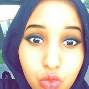 Meet your Posher, Aisha