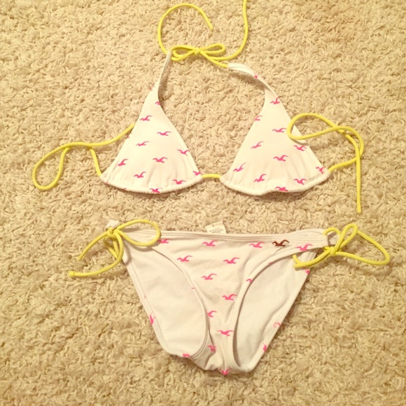 Hollister bathing suit