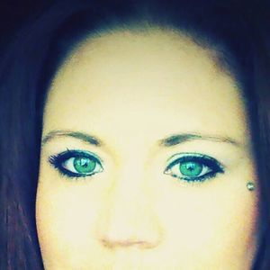 Meet your Posher, Courtney