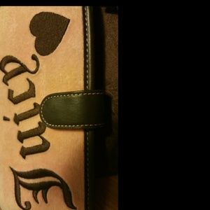 Juicy couture wallet