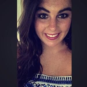 Meet your Posher, Caroline