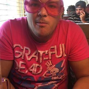 Meet your Posher, Santiago